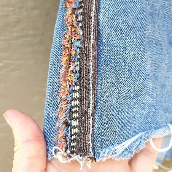 ASOS Bershka Vintage Inspired Tapestry Jean Shorts 4 - Picture 2 of 9